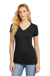 New Era ® Women's Heritage Blend V-Neck Tee - Black - XS